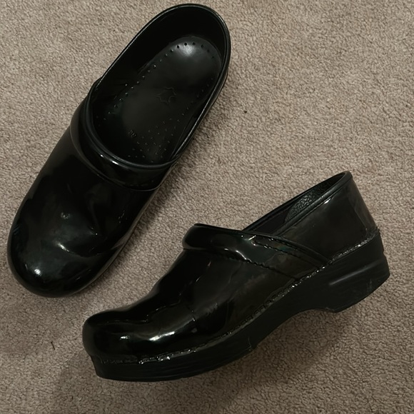 Black Patent Leather by Dansko - Slip-resistant Rubber Outsole - Picture 2 of 10